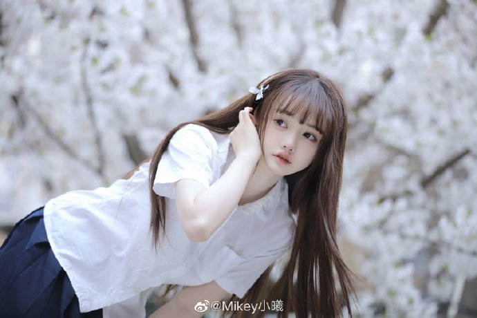 真探第一季 封面